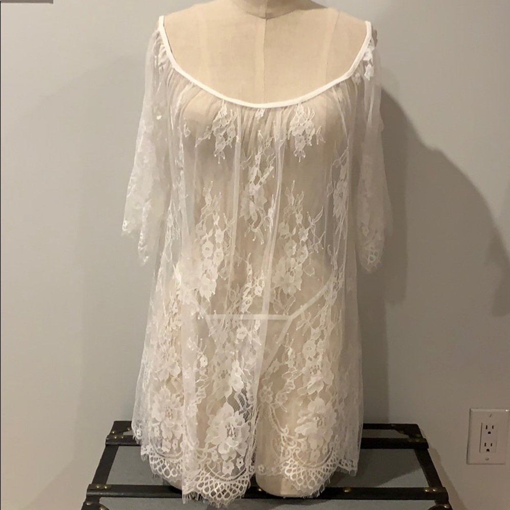 Sheer Lace Tunic & Thong (XL-19 | XXL-21) - Picture 11 of 16